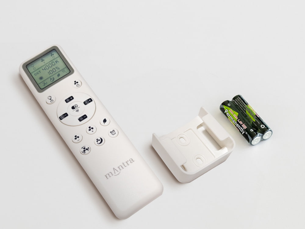 シーリングファン ライトのリモコンとリモコンホルダーとテスト用電磁